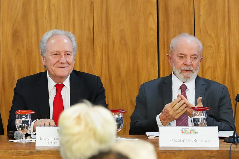 Ministro da Justiça, Ricardo Lewandowski, e o presidente Luiz Inácio Lula da Silva