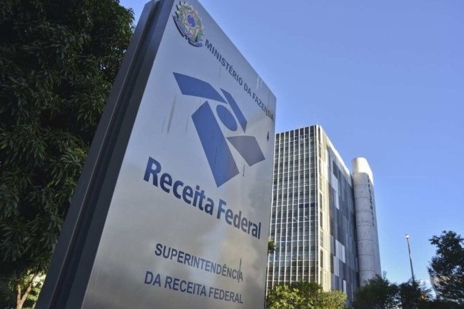 Receita notifica 1,8 milhão de empresas do Simples Nacional por dívidas ativas