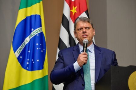 Pedido de inelegibilidade de Tarcísio não deve prosperar