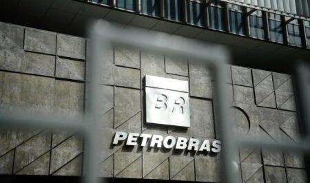 Petrobras aprova dividendos extraordinários de R$ 20 bilhões