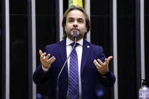 Deputado propõe criação de reserva estratégica de Bitcoin no Brasil