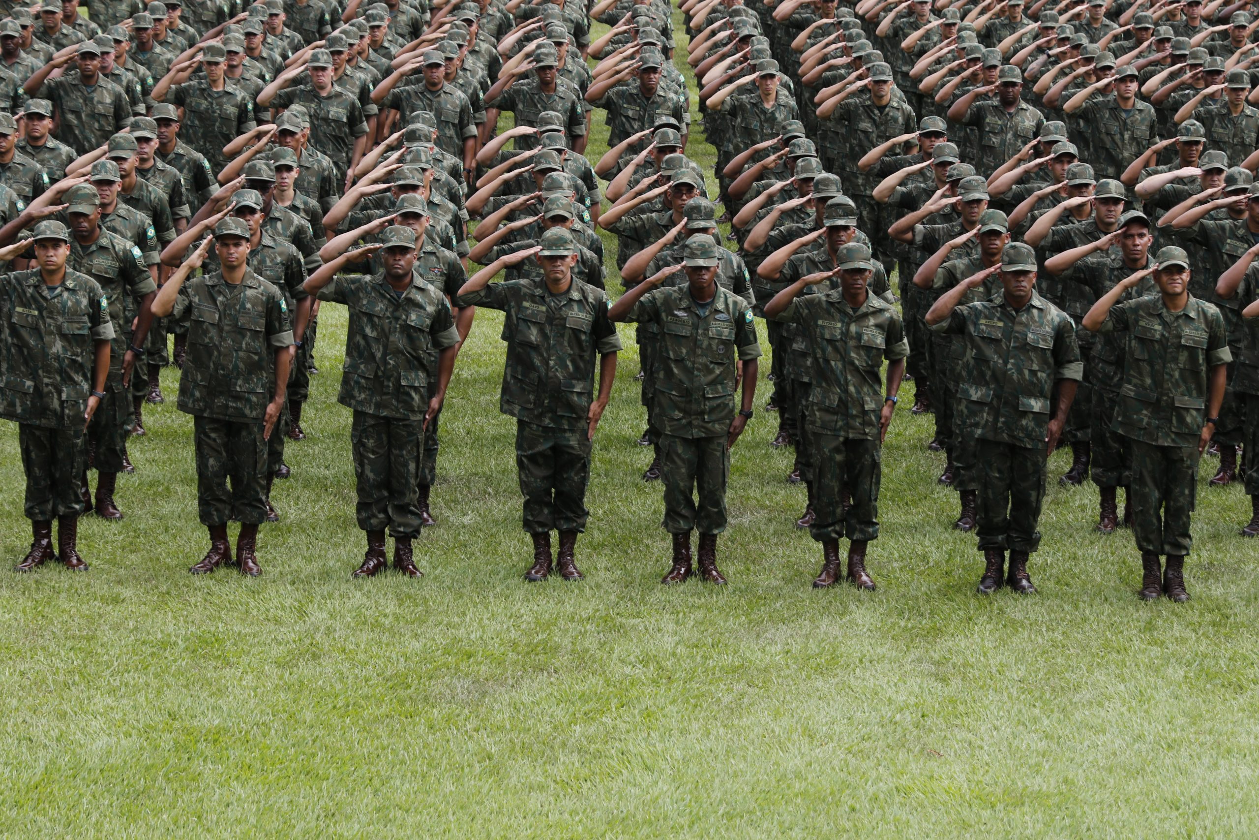 De acordo com o Tribunal de Contas da União (TCU), em 2023, o déficit per capita do INSS foi de R$ 9,4 mil. Para os servidores civis, foi de R$ 69 mil, enquanto para os militares, chegou a R$ 159 mil | Foto: Fernando Frazão/Agência Brasil