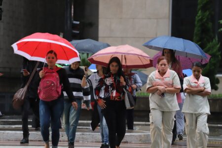 Frente fria chega ao Sudeste nesta terça-feira