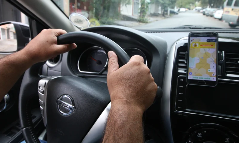 Uber exclui Sandero e HB20 da categoria Comfort; veja lista