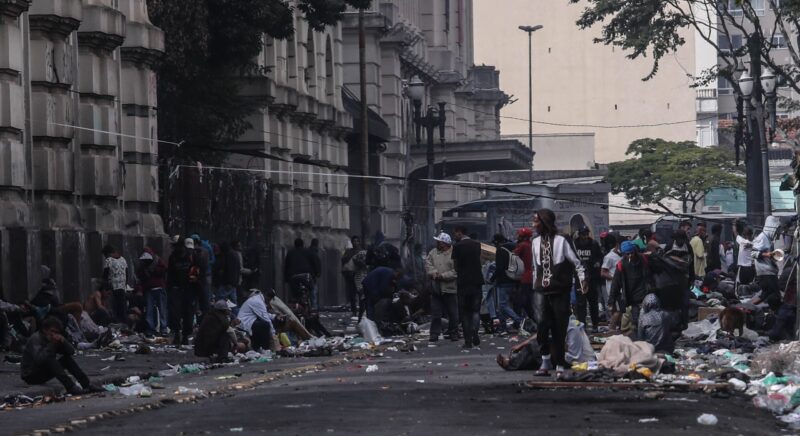 Pelo fim das cracolândias