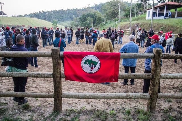 CCJ da Câmara aprova uso de força própria para expulsar invasores de terra