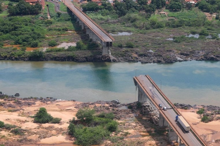 Queda de ponte provocou vazamento de 76 toneladas de ácido sulfúrico no Rio Tocantins, informa agência