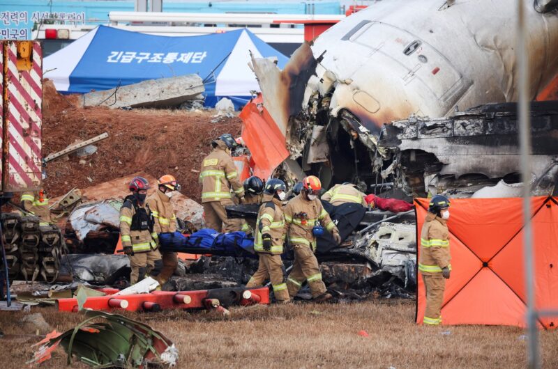 'Quando acordei, já tinha sido resgatado', relata sobrevivente de acidente de avião na Coreia do Sul