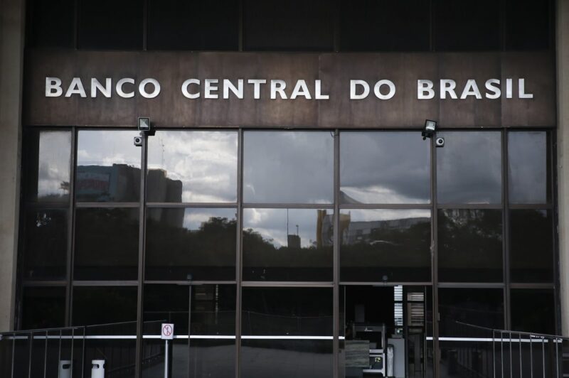 Banco Central pode criminalizar operações com stablecoins para P2P e DeFi