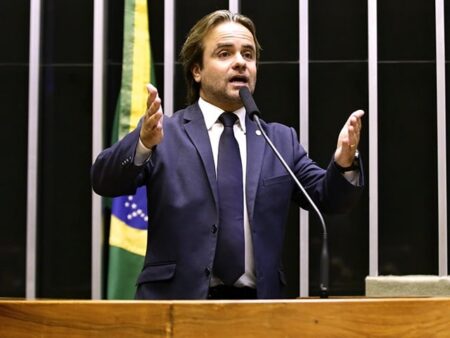 Bitcoin é fundamental para o futuro do Brasil, diz deputado federal