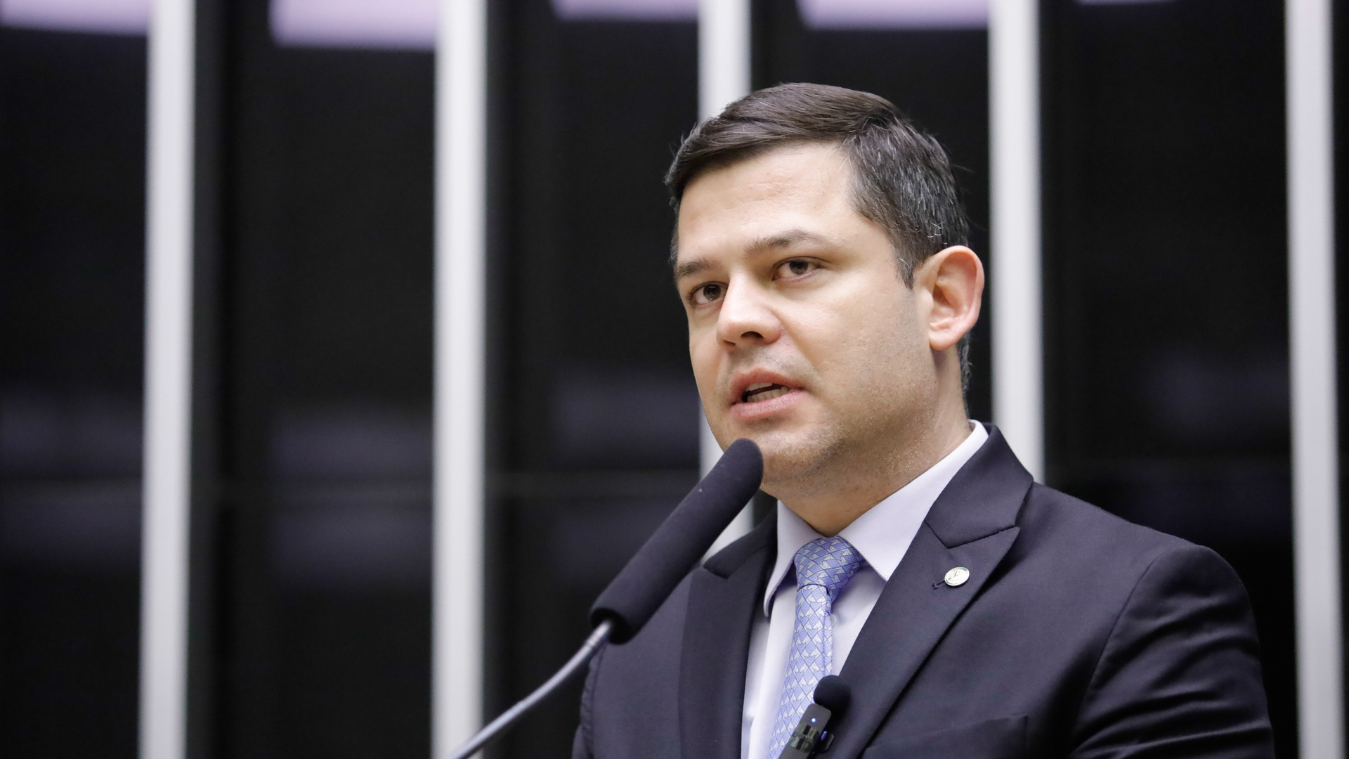 Deputado Tião Medeiros (PP-PR) defende a revogação da resolução | Foto: Mario Agra / Câmara dos Deputados