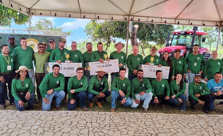 Silagem e genética de qualidade transformam pecuária leiteira capixaba