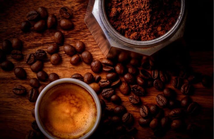 Brasil bate recorde em exportação e consumo de café solúvel