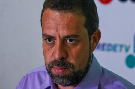 Boulos culpa agro brasileiro pela alta do café e é refutado na web