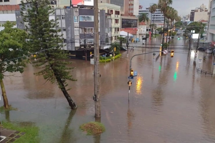 bairros em Porto Alegre voltam a alagar