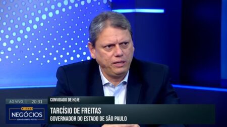 Tarcísio critica política econômica do governo Lula: 'Insustentável'