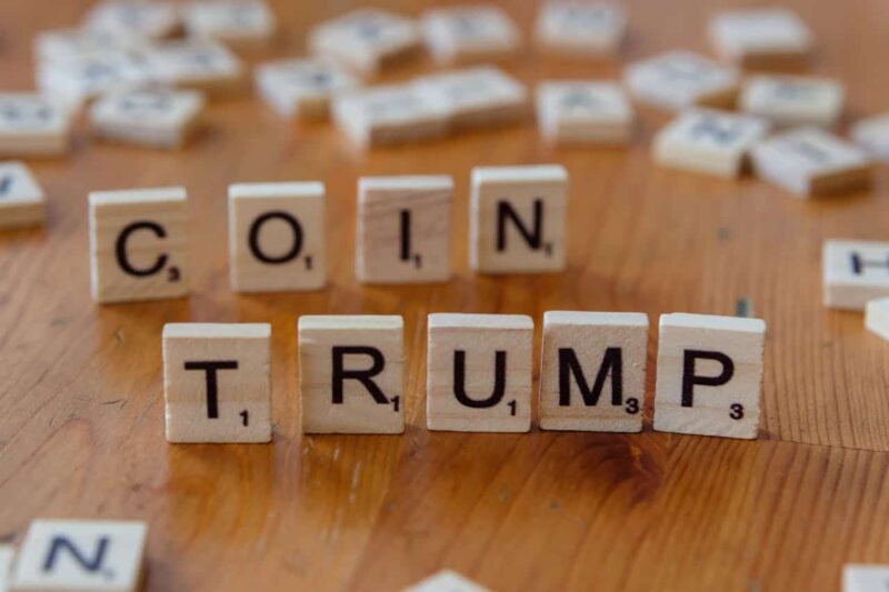 Memecoin de Donald Trump despenca com projeto de lei da oposição