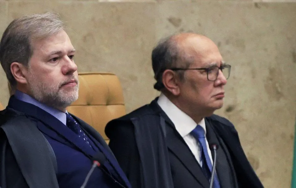 dias toffoli e gilmar mendes