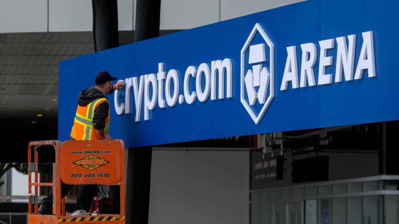 Corretora Crypto.com vota contra comunidade e aprova criação de 70 bilhões de tokens CRO que estavam queimados 'para sempre'