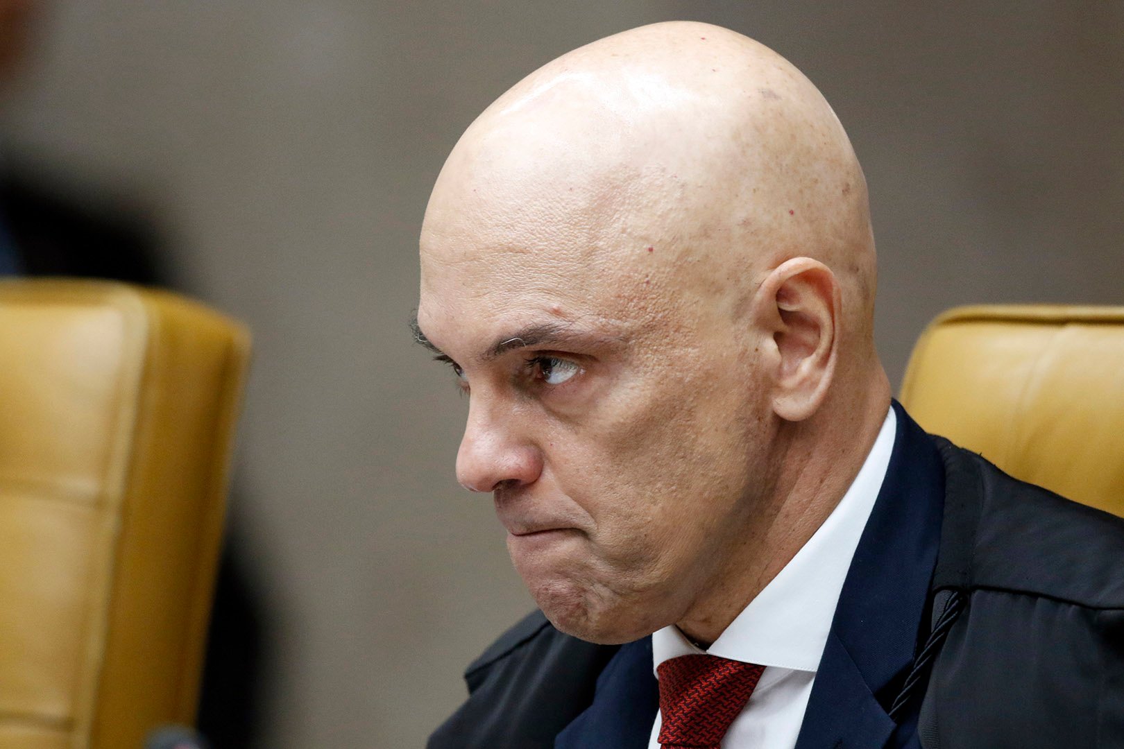 PT quer cassar Eduardo Bolsonaro por denunciar Moraes nos EUA