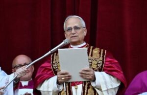 Em primeiro discurso, papa Leão XIV apela à paz e à unidade