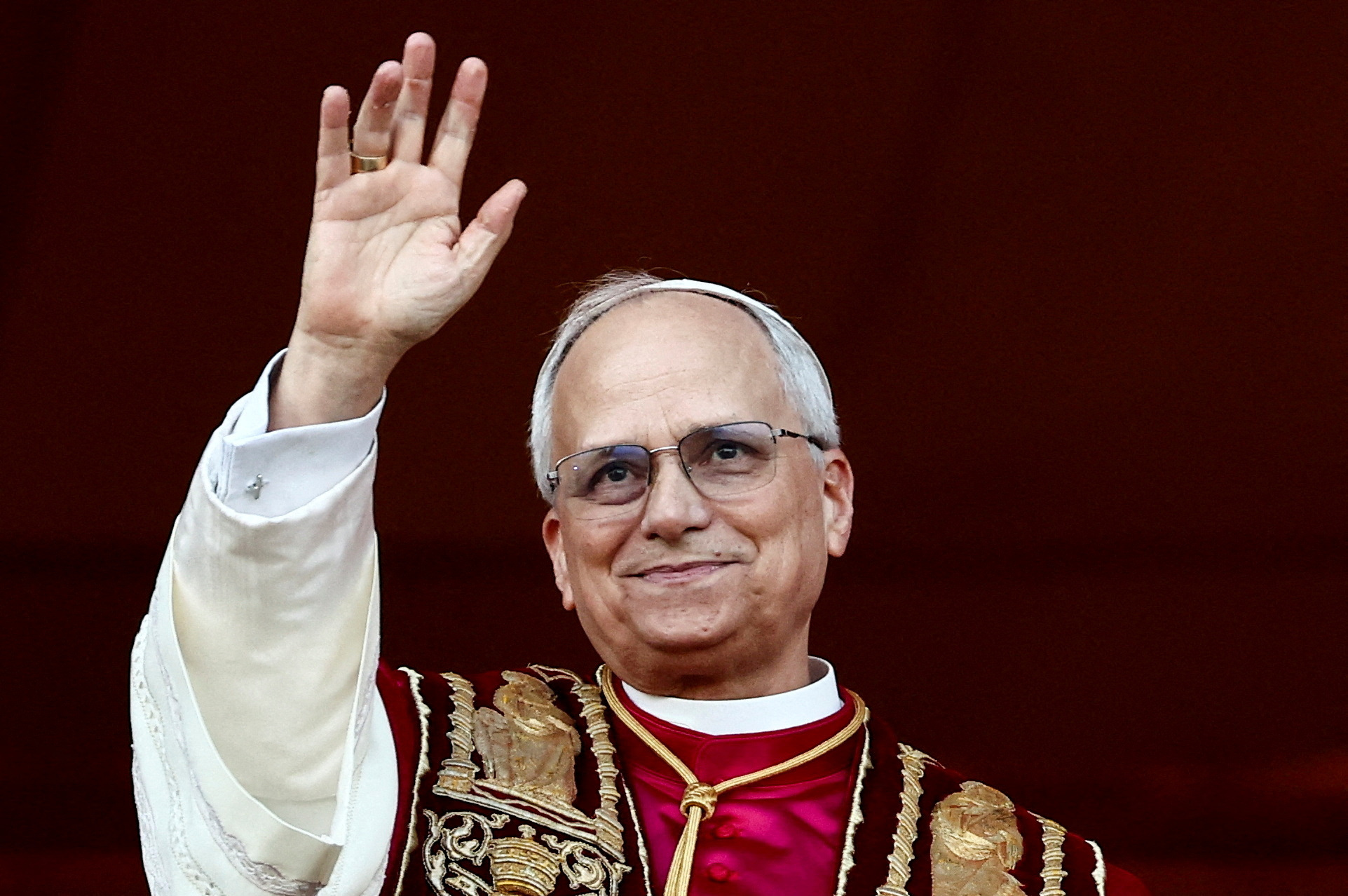 Antes do conclave, Frei Betto descartou um papa dos EUA / Noticias No BR 1 Papa Leão XIV logo após ser eleito | Foto: REUTERS/Yara Nardi/File Photo