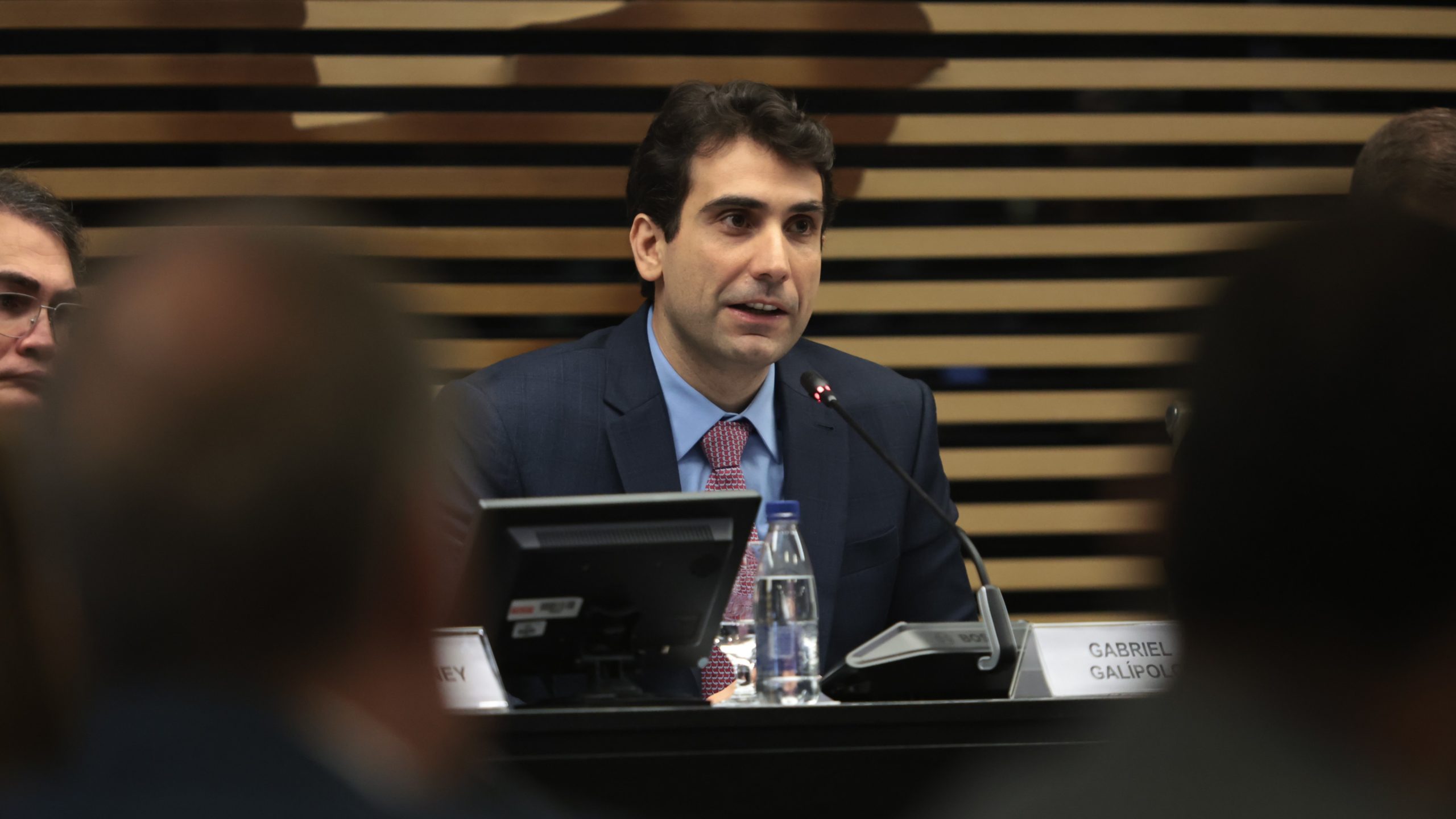 Ata do Copom considera impacto do novo consignado / Noticias No BR 1 Presidente do Banco Central, Gabriel Galípolo | Foto: Paulo Pinto/Agência Brasil