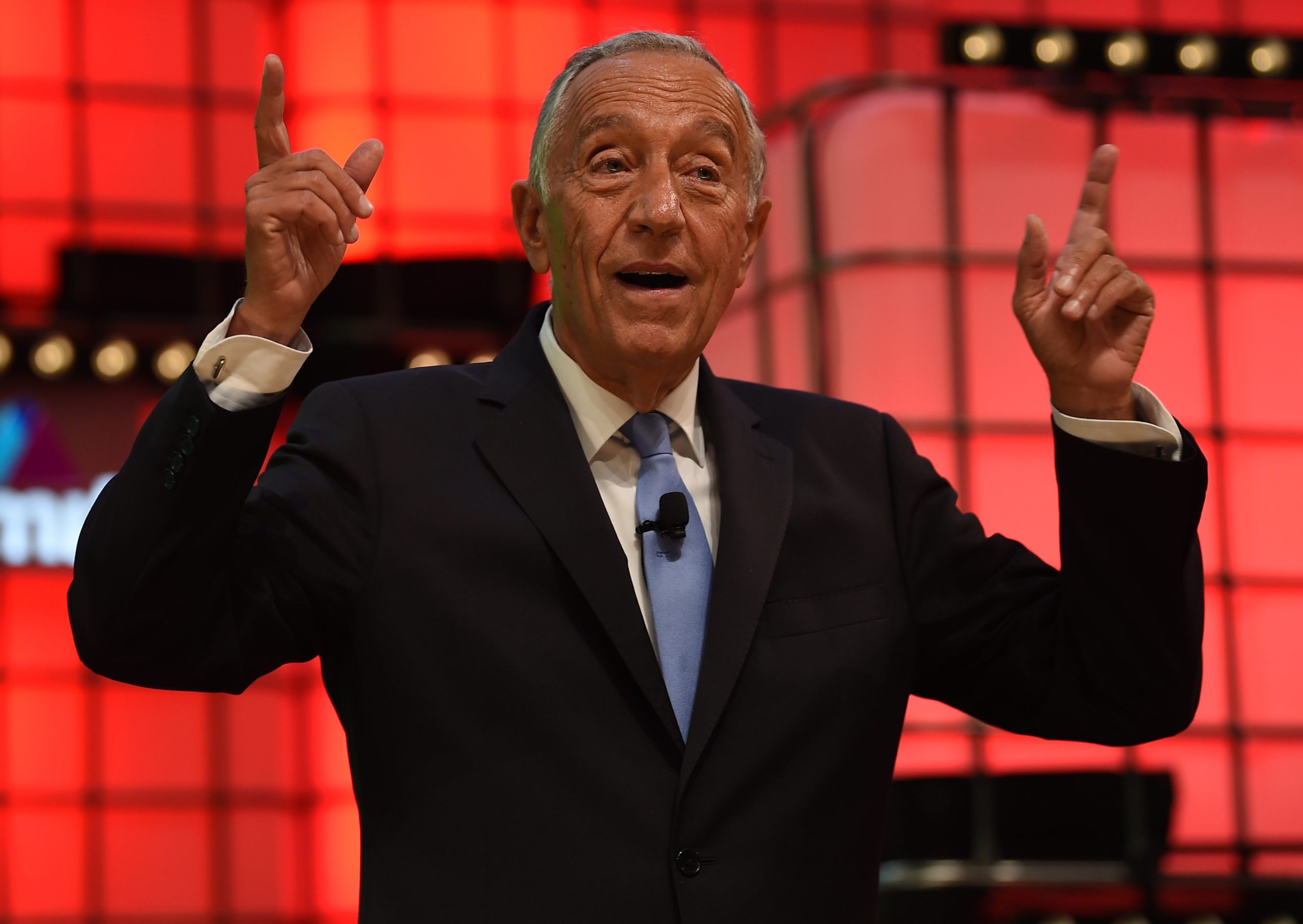 Portugal anuncia a expulsão de 18 mil imigrantes irregulares / Noticias No BR 1 rebelo de sousa portugal