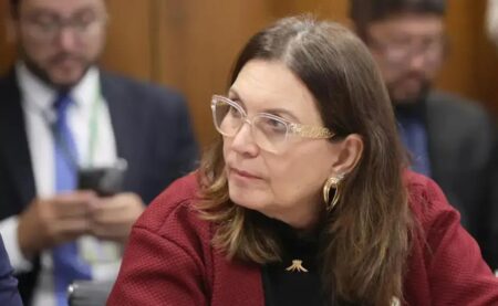 Advogados de direita denunciam censura política contra Bia Kicis
