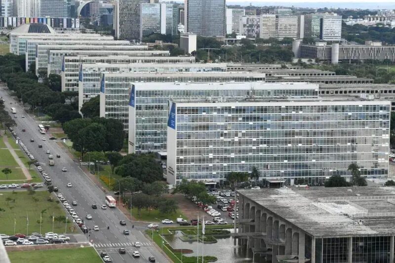Ameaça de bomba no Ministério do Desenvolvimento Social causa isolamento
