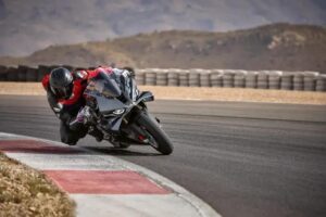 BMW estreia nova S 1000 RR no Festival Interlagos 2025