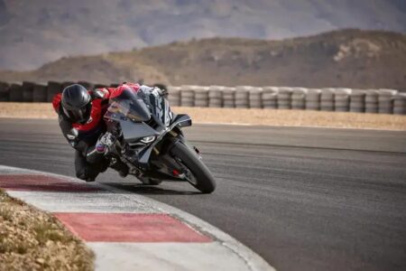 BMW estreia nova S 1000 RR no Festival Interlagos 2025