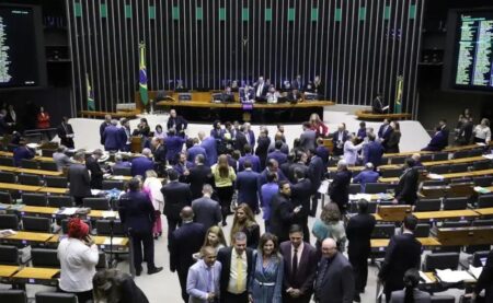 Câmara aprova Lei do Mar com foco na preservação e gestão sustentável