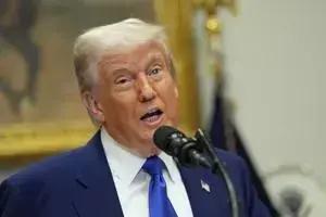 Donald Trump é processado por TV estatal após corte de fundos