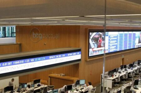 Dono do Banco vende ativos e reforça liquidez em meio à crise
