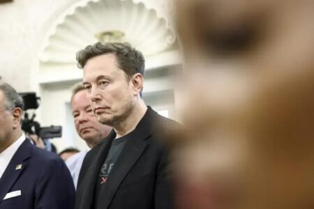 Elon Musk critica plano fiscal de Trump e se mostra decepcionado