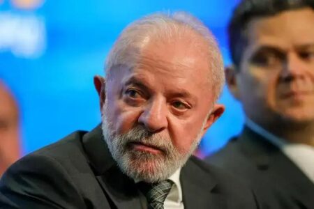 Governo propõe reformulação no setor elétrico e enfrenta críticas da indústria