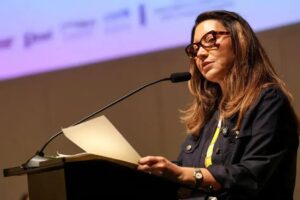 Governo tem 20 dias para explicar viagens de Janja