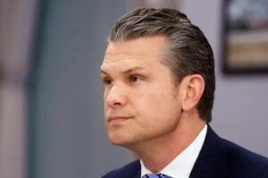 Governo Trump anuncia investigação sobre retirada dos EUA do Afeganistão