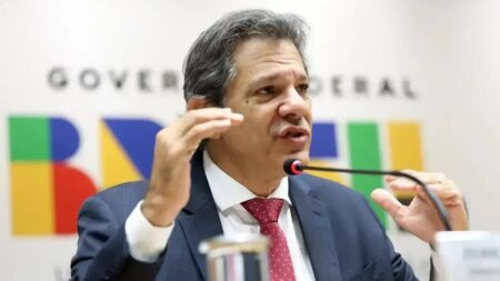 Haddad quer aumentar receita do IOF em 60% e gera debate sobre impostos