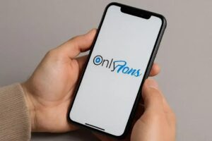 Investidores oferecem R$ 50 bilhões para controlar OnlyFans