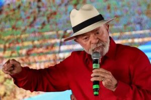 Lula alerta sobre voto seletivo para 2026 e dispara contra adversários
