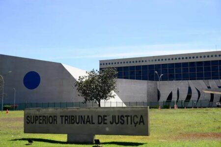 Lula indica juiz apoiado por Nunes Marques para vaga no STJ