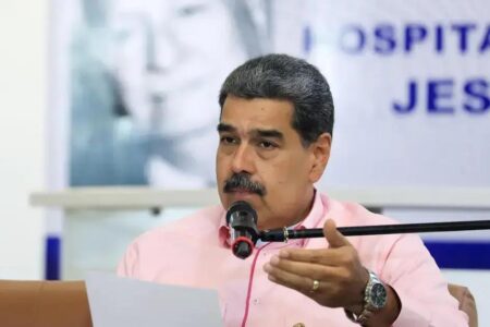 Maduro insiste em anexar território disputado com Guiana e ameaça escalada