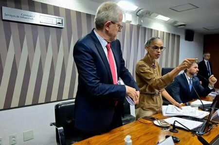 Marina Silva abandona audiência após troca de ofensas com senadores