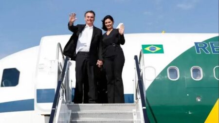 Michelle Bolsonaro ganha força na direita para as eleições de 2026