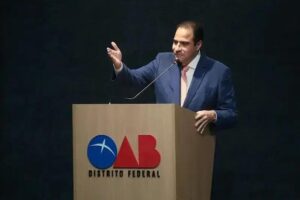 OAB apoia fim de cursos de Direito a distância no Brasil