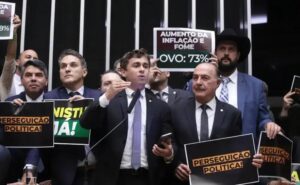 Parlamentares da direita impulsionam bolsonarismo no Congresso