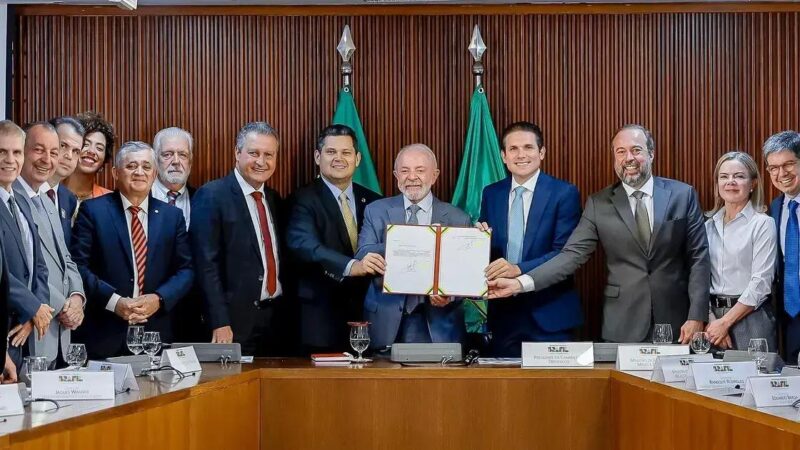 Populismo na conta de energia: a classe média paga o pato