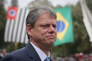 Tarcísio de Freitas impulsiona obras em São Paulo com foco em mobilidade urbana e gestão pública